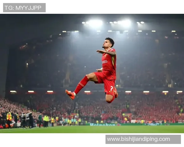 葡萄牙帅哥足球明星的魅力与成就揭秘，盘点他们在绿茵场上的精彩瞬间